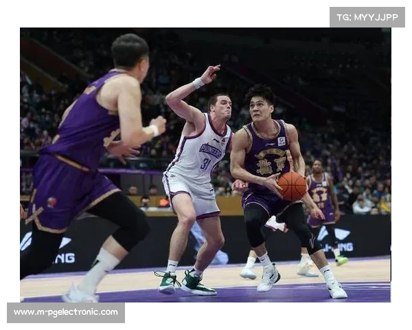 广州龙狮对阵马刺季前赛 陈国豪领衔本土阵容 文班或首次亮相